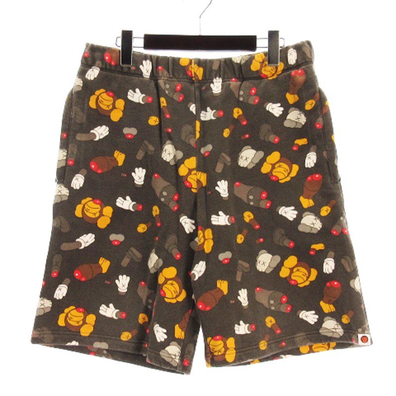 アベイシングエイプ A BATHING APE BABY MILO × カウズ KAWS スウェット イージー ショートパンツ 総柄 グレー系 M