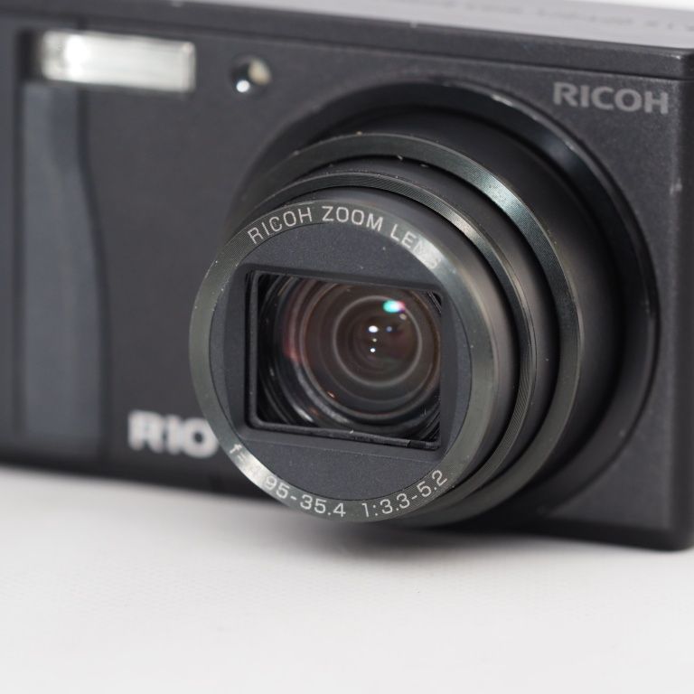 RICOH R10 ブラック SDカード 512MB付き RICOH R10 ブラック SDカード 512MB付き 【憧れのコンデジ】RICOH R10