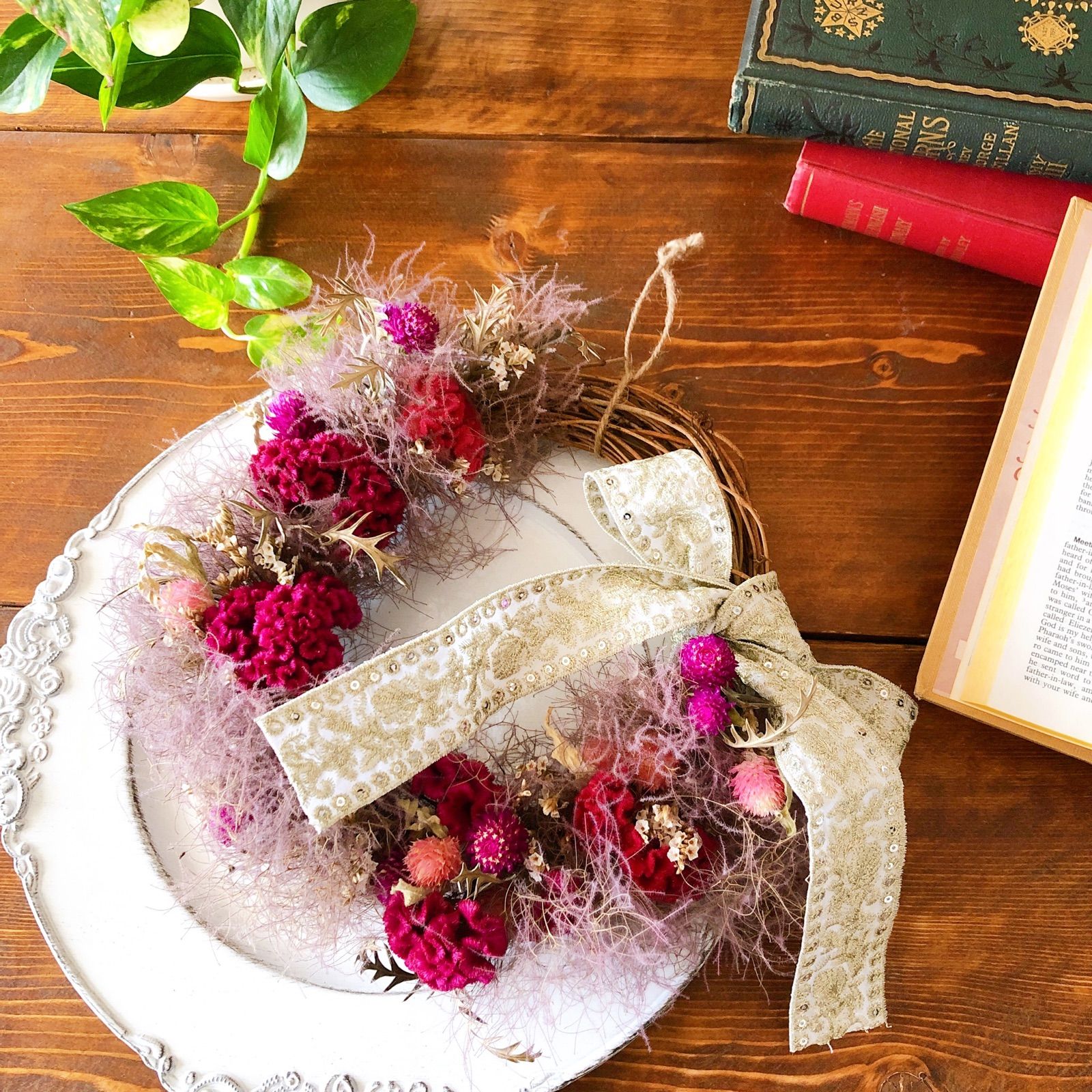 最初の 新品 未使用 いちごケーキのリース スモークツリー ドライフラワー 刺繍リボン ケイトウ 植物 観葉植物 Gangajal Org Gangajal Org