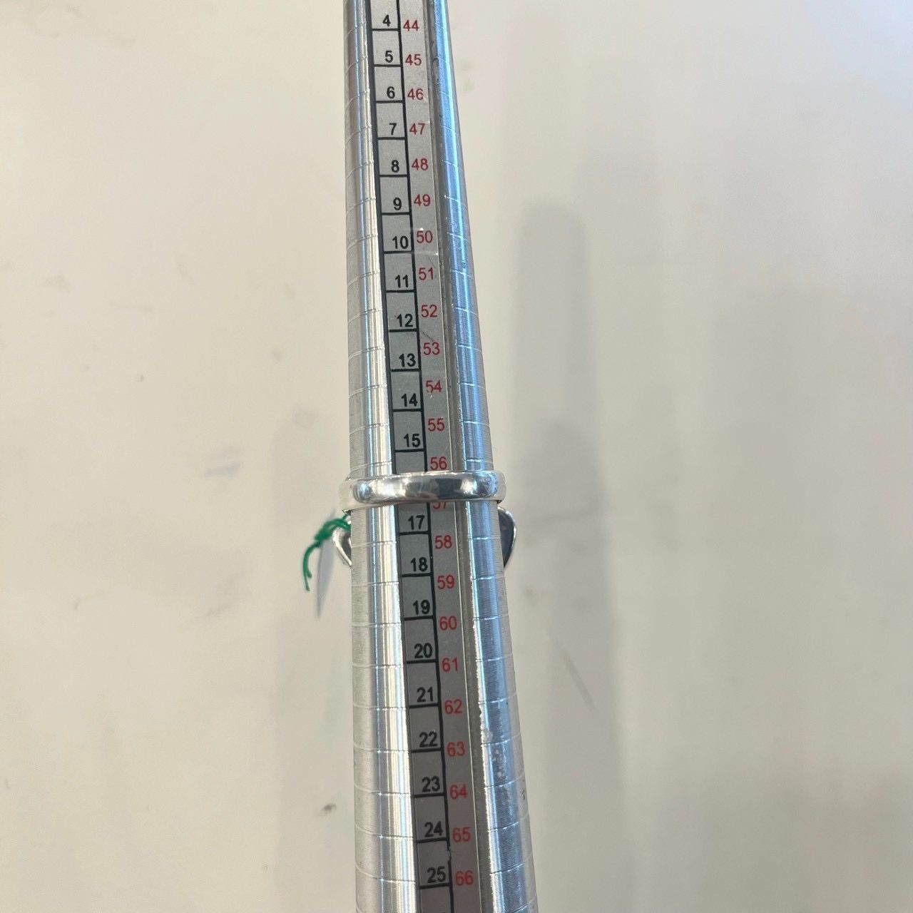 希少　タンザナイト　天然石　シルバーリング　刻印　16号　ネパール シルバーリング タンザナイト 原石 16号 ムーンストーン 天然石 指輪