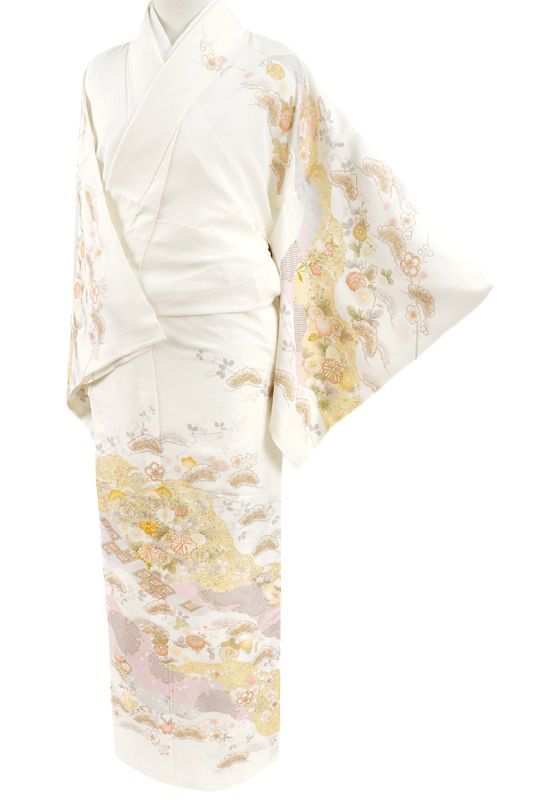 金駒刺繍　菊と松の訪問着　着物