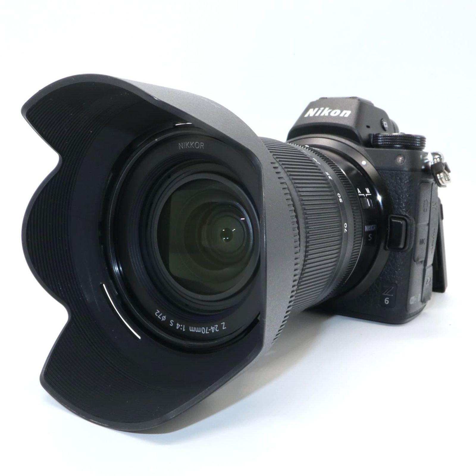 極上美品 S数8673回のみ》NIKON Z6 24-70mm レンズキット ニコン  