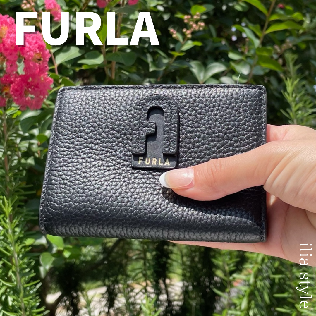 即日発送☆ FURLA フルラ　　折り財布　二つ折り