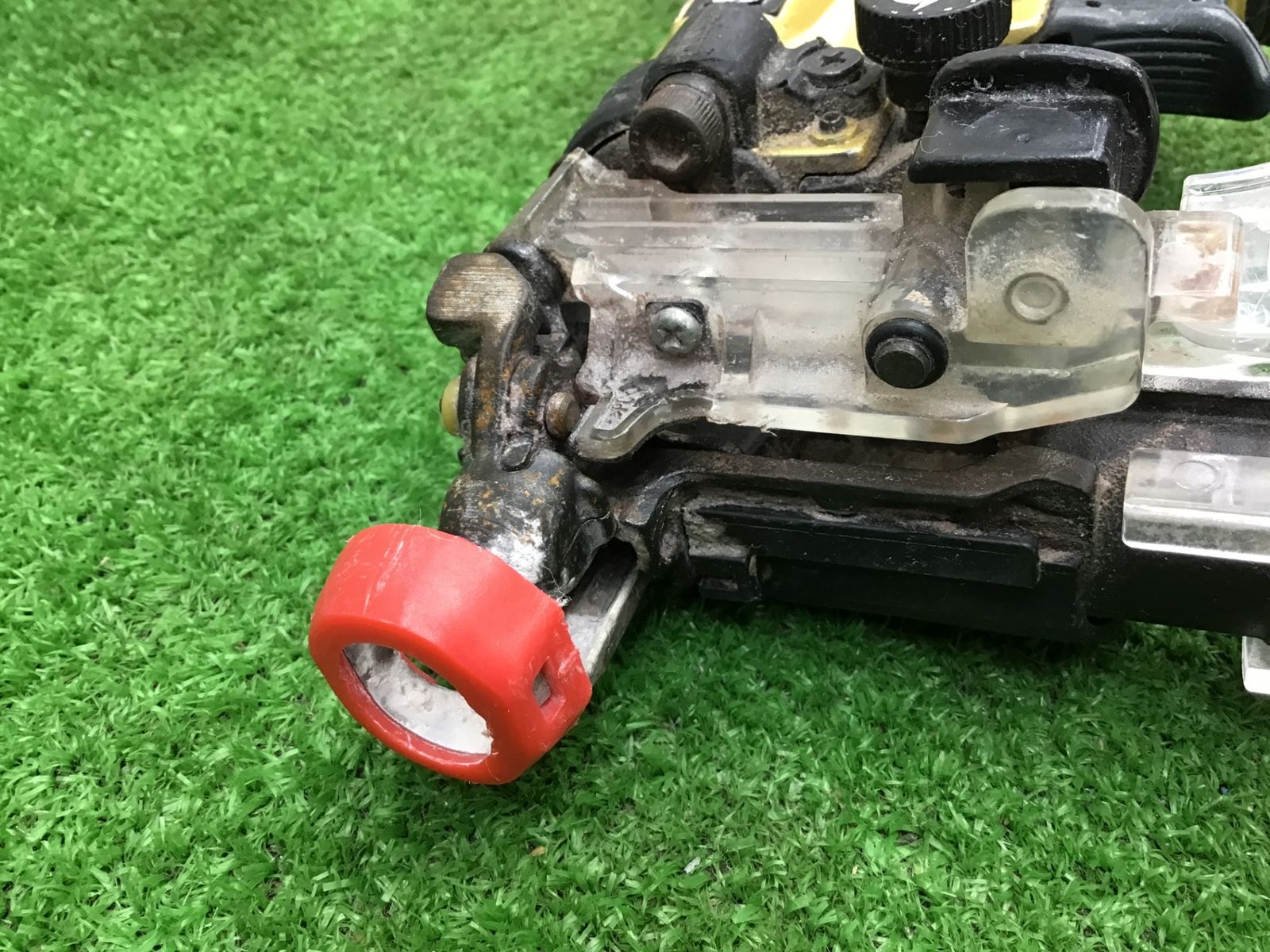 高圧エアネジ打ち機