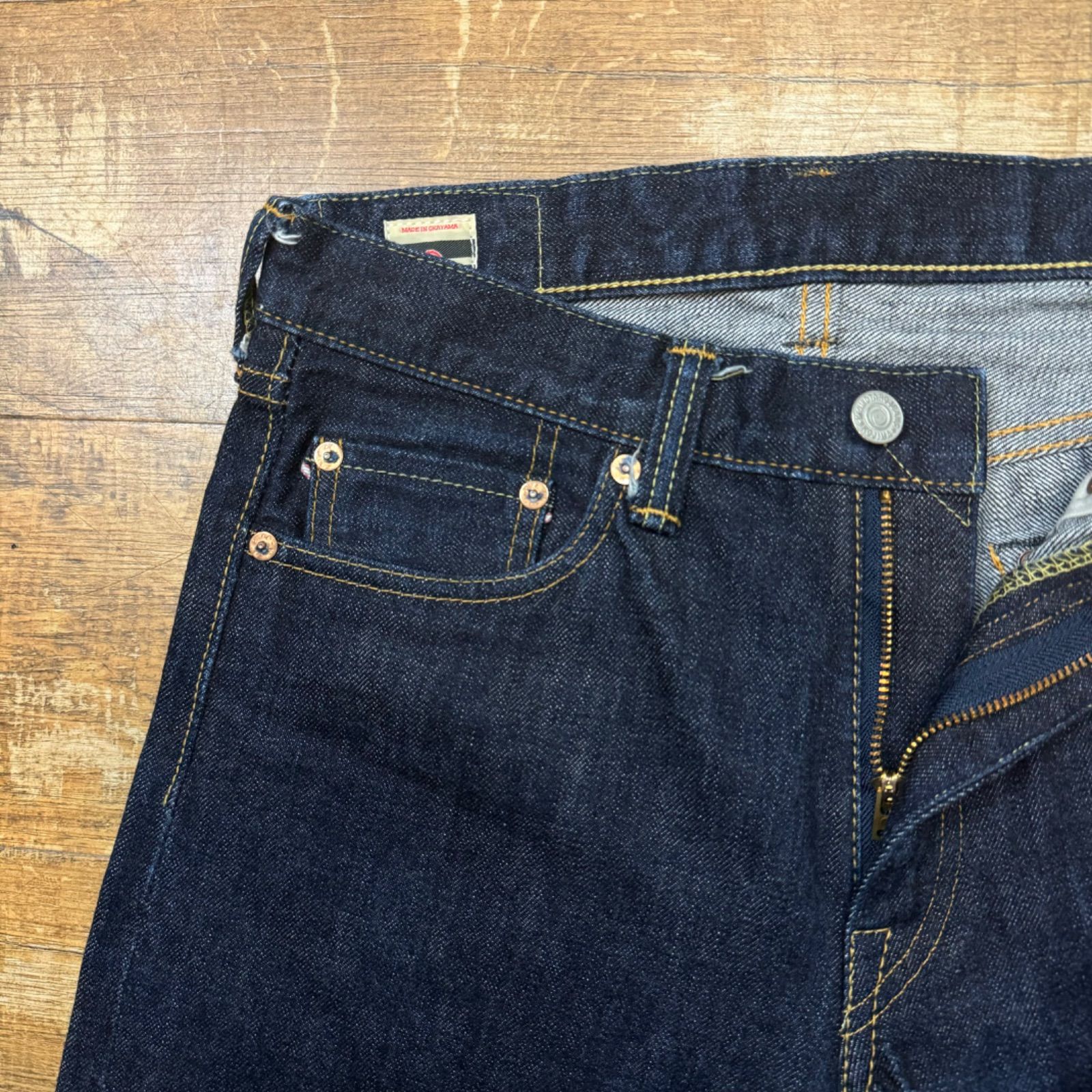 【MOMOTARO JEANS 桃太郎ジーンズ】出陣ナローテーパード デニムパンツ W29（0106SPZ）