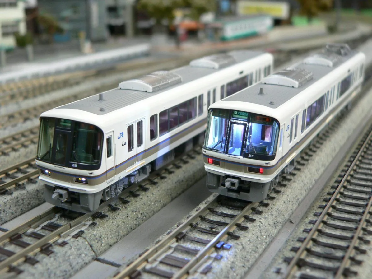 KATO 221系 嵯峨野線 加工品 8両（K17+K15） 10-1581 KATO】221