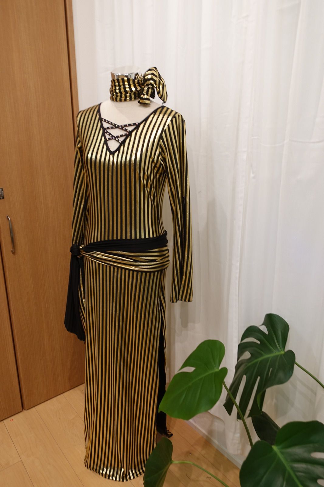 ストライプ柄サイーディドレス 4点セット LLC-HASEGAWATOSO_COM