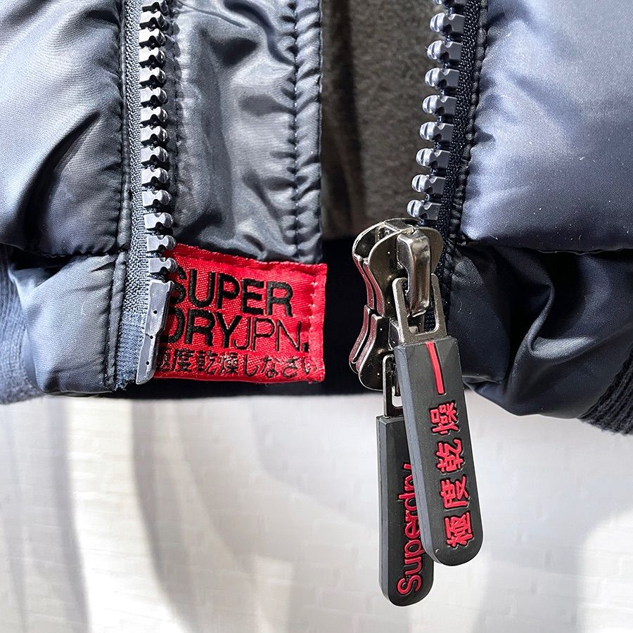 Superdry 極度乾燥 しなさい 中綿ジャケット XL OSAKA 大阪 - メルカリ