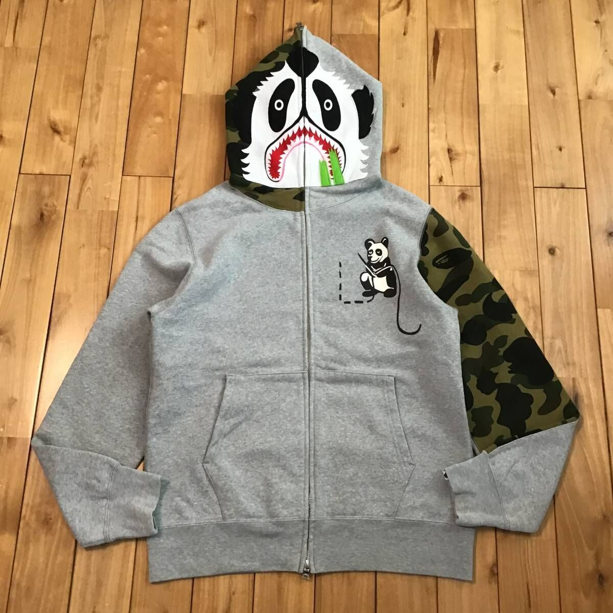 1st camo green × グレー パンダ パーカー Lサイズ panda full