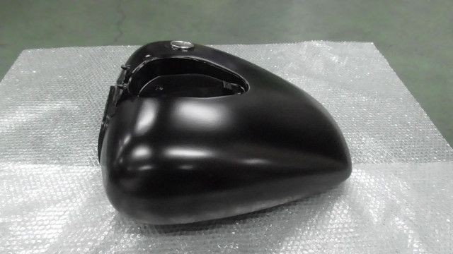 ヤマハ発動機 ドラッグスター400 タンク 黒 ヤマハ 純正 中古