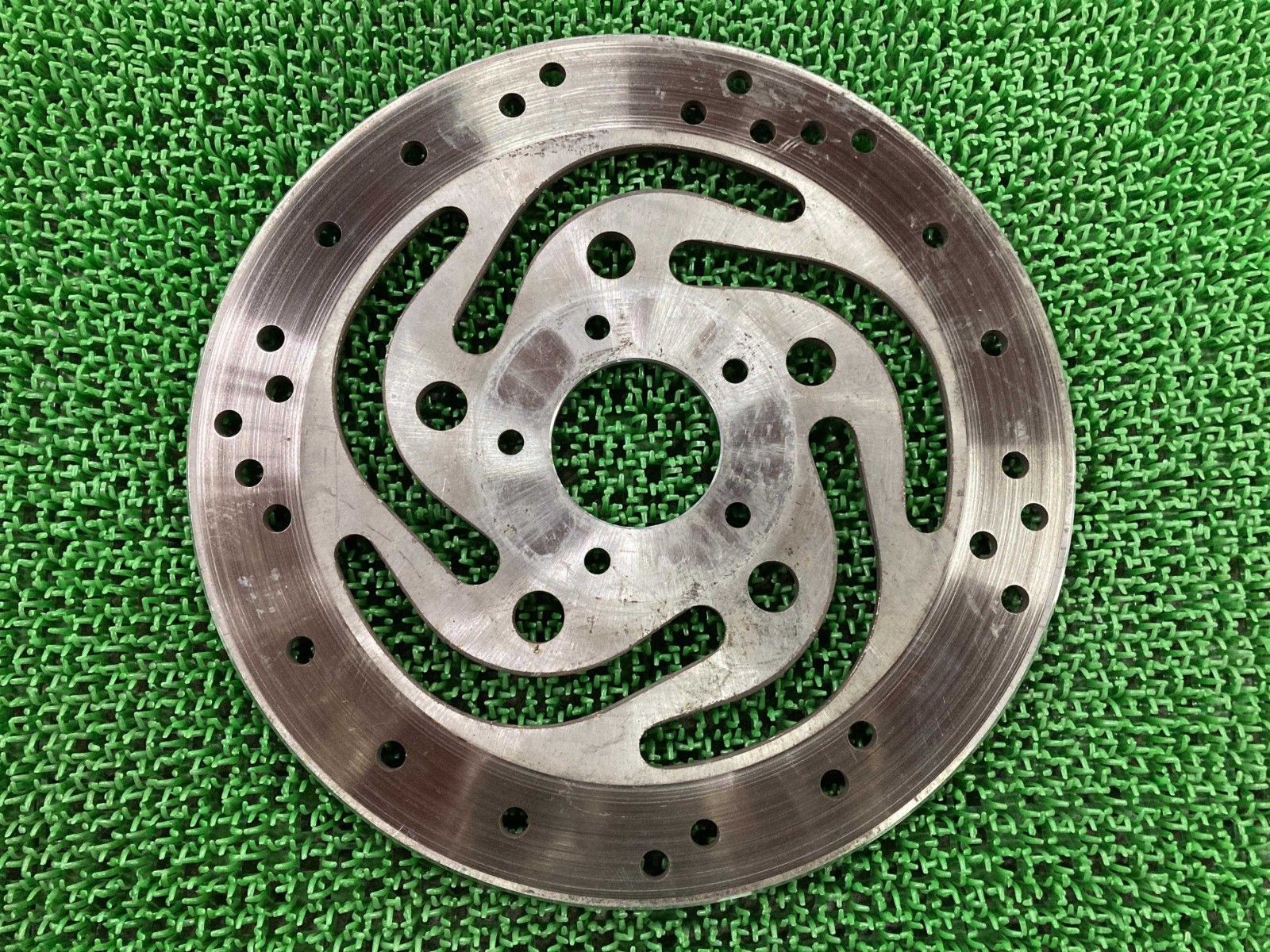 スポーツスター フロントブレーキディスク 左 44156-00/5848674 ハーレー 純正 44156-00 584867400-13年 XL883 XL1200 【中古】 39 スポーツスター フロントブレーキディスク 左 44156-00/5848674