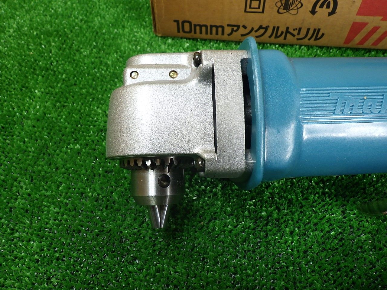 きれいな品 マキタ アングルドリル DA3000R コード式 箱は傷んでます 品