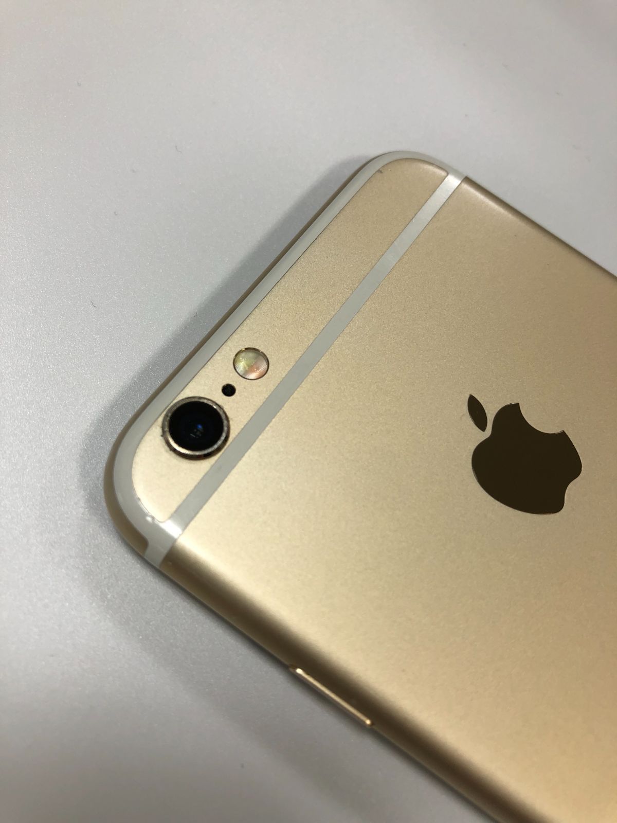 iPhone6s ゴールド - 携帯電話