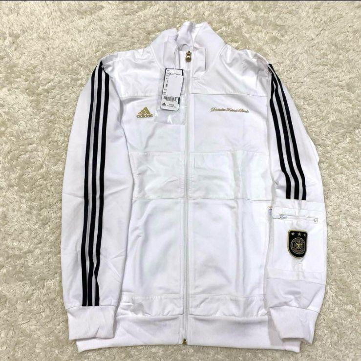 新品！adidas ドイツ代表 トラックジャケット ナイロン - メルカリ
