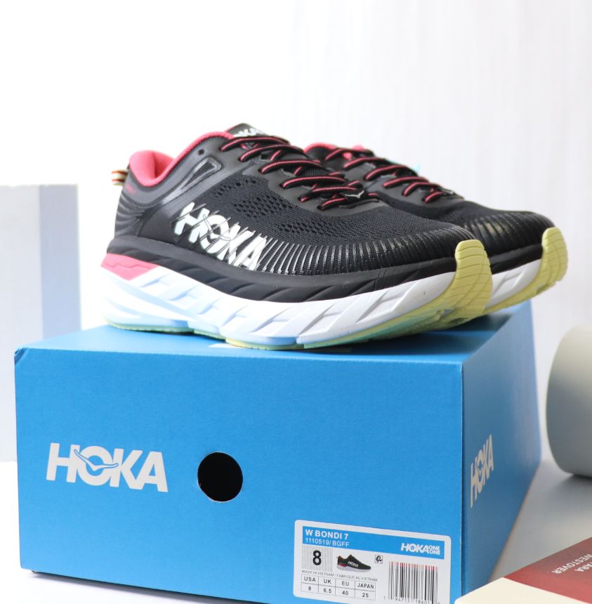 ホカオネオネ ボンダイ 7 HOKA ONE ONE BONDI 7 ランニングシューズ