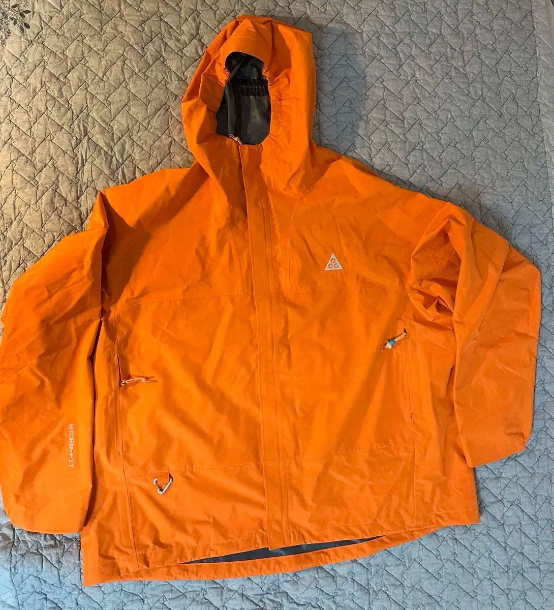 ナイキ ACG