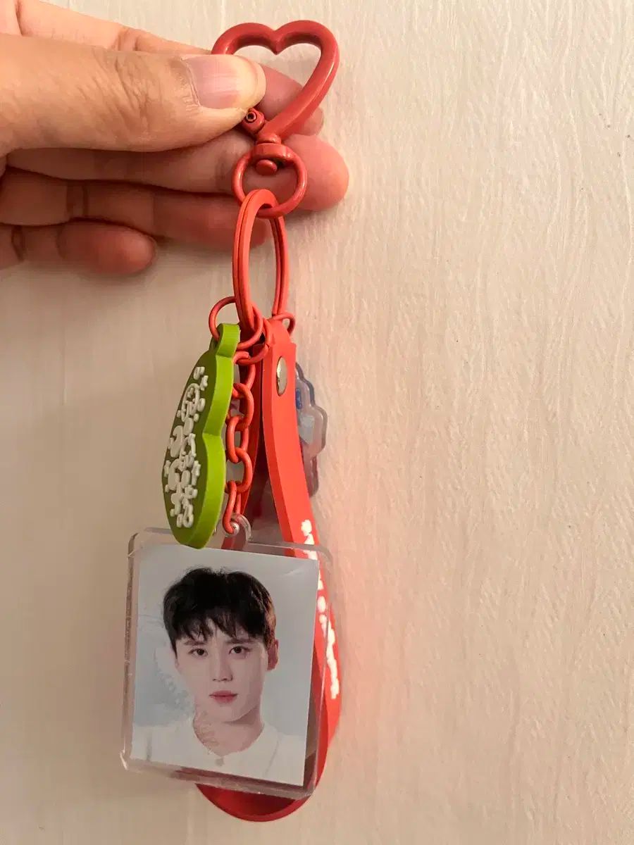 ジュンス Junsu's Azit アクリルキーホルダー 2点セット - メルカリ