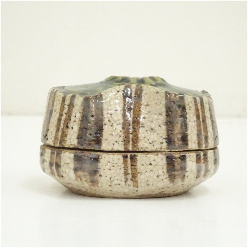 織部焼 香合 茶道具 茶道具 香合 織部焼き 木菟 みみずく 加藤光右衛門作 山十窯