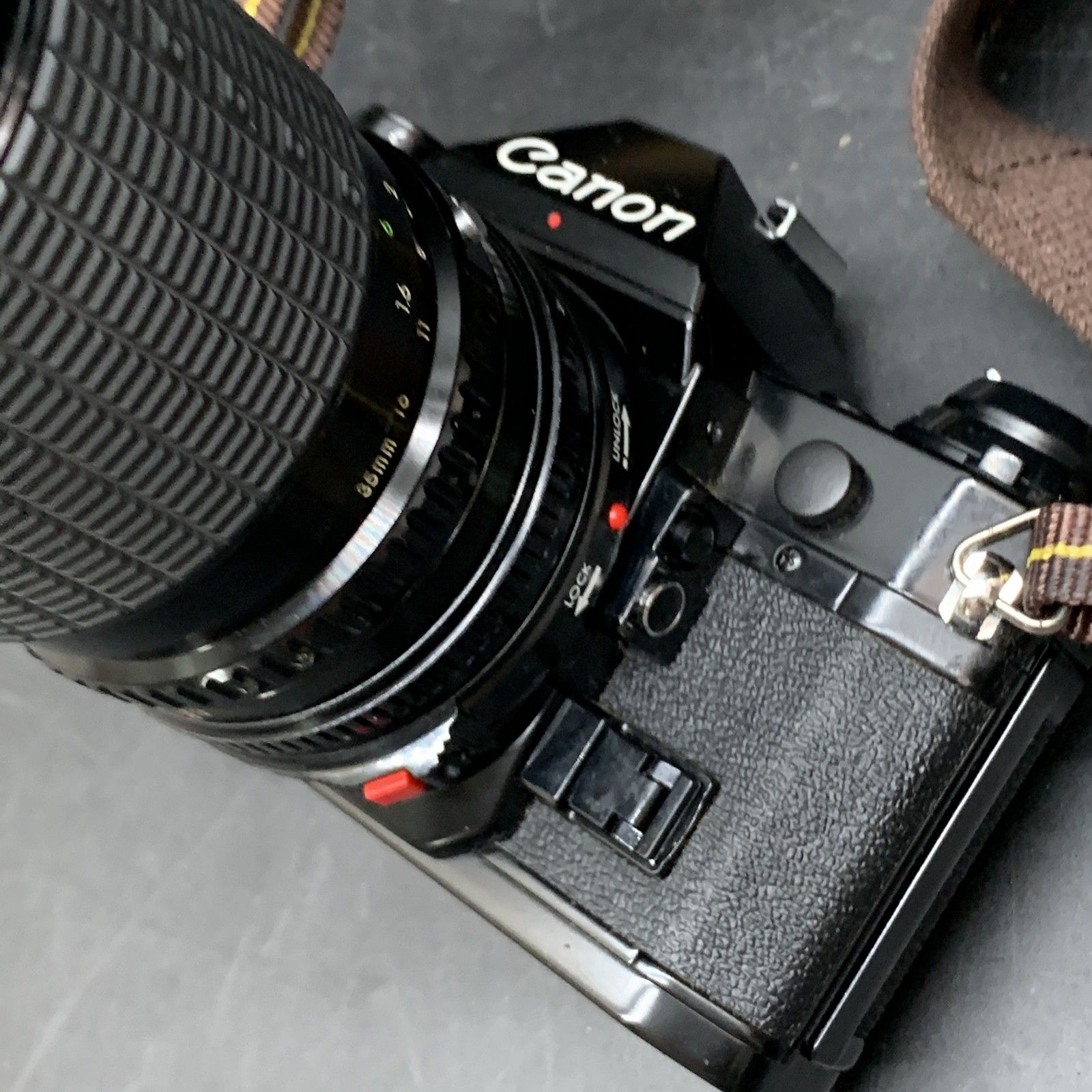 J333　CANON AE-1 PROGRAM　レンズセット/シグマ　SIGMA ZOOM-αII 35-105mm 1:3.5-4.5　キャノン 一眼レフ フィルムカメラ　動作未確認 J333 CANON AE-1 PROGRAM レンズセット/シグマ SIGMA ZOOM-αII 35