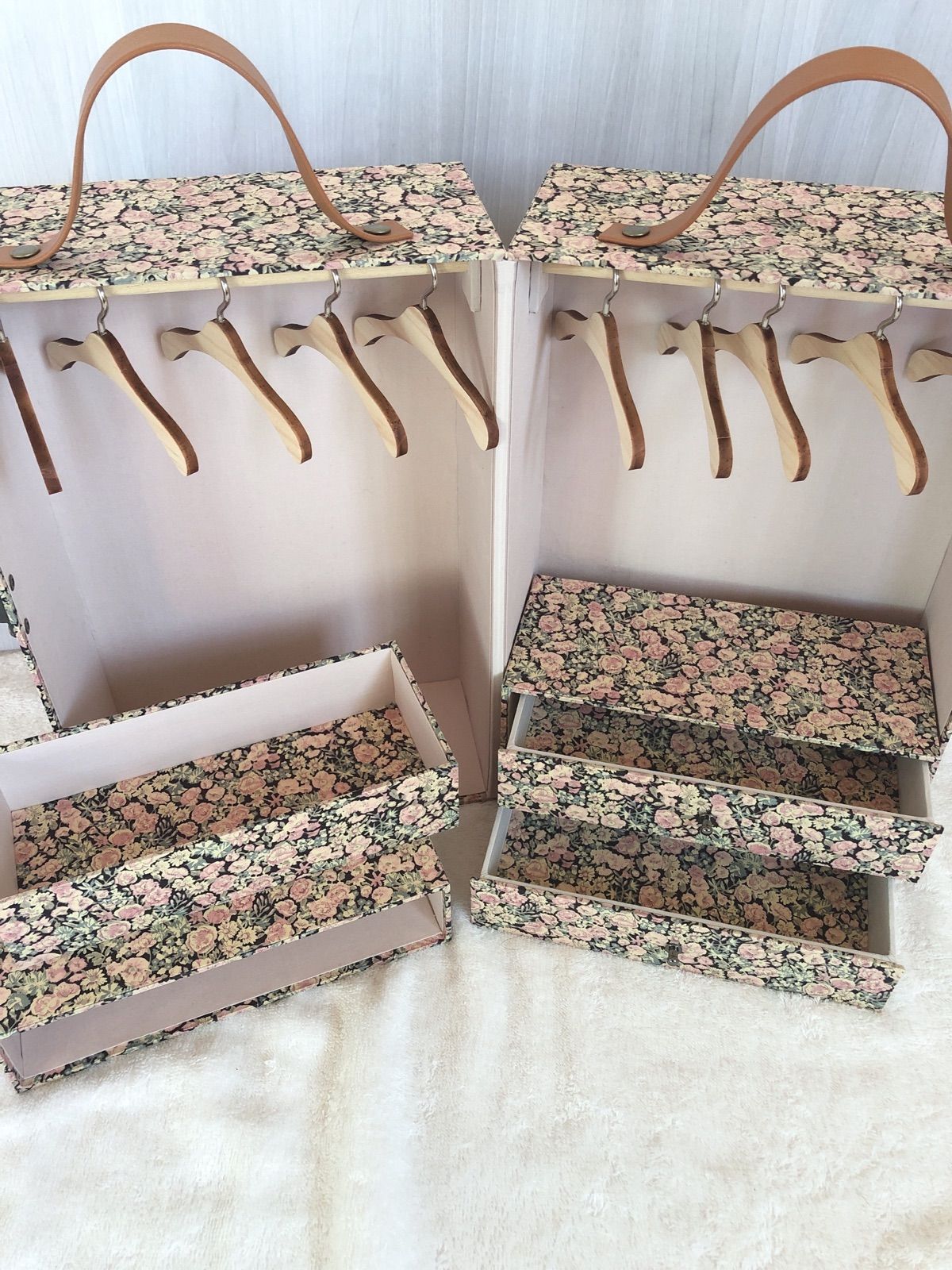 〈まるがお様オーダー専用〉ドール用クローゼット♡ みちゃん様オーダー品】ドールクローゼット、ソーイングボックス