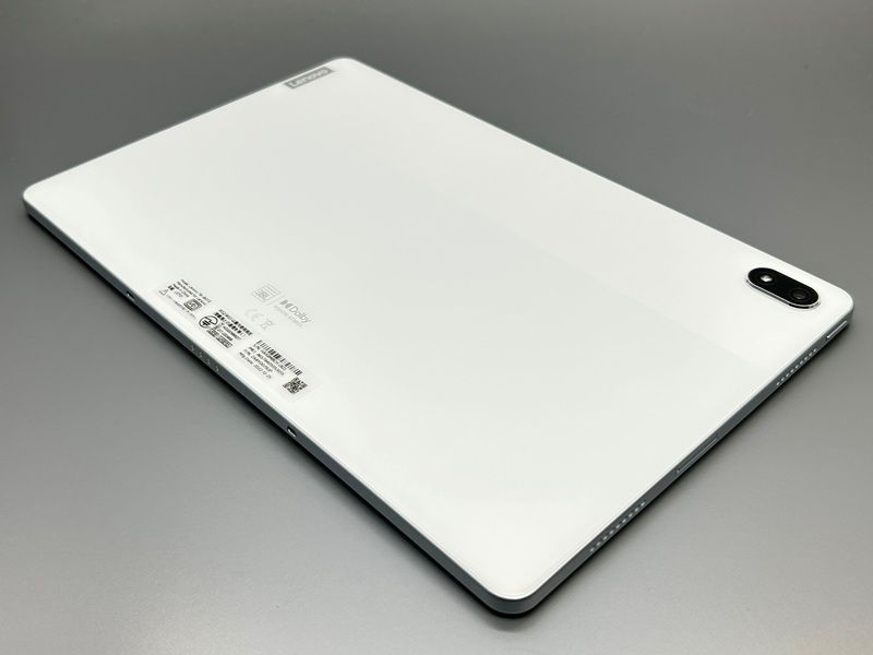LET01 Lenovo Tab P11 5G SIMフリー ムーンホワイト au エーユー D153015- android アンドロイド タブレット白ロム 本体