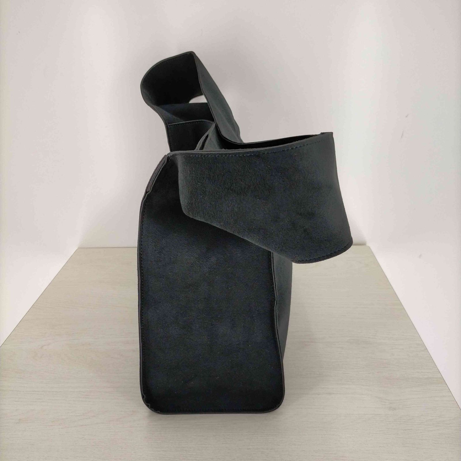 カイコー KAIKO ULTRASUEDE SHOULDER BAG メンズ 表記無 - メルカリ
