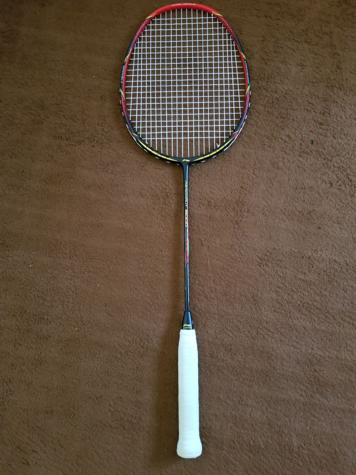 エアロナット8000 リーニン 楽天市場】LI-NING AERONAUT 8000(AN8000) 風洞設計 AYPN218-1