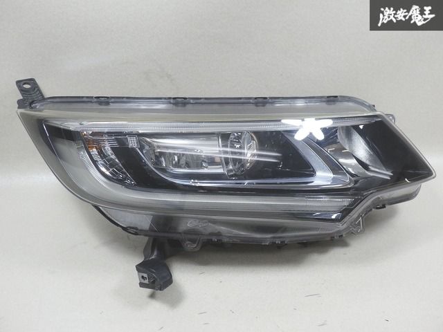 HONDA ホンダ 純正 GB5 GB6 フリード 前期 右 右側 運転席 LED HONDA ホンダ 純正 GB5 GB6 フリード 前期 右 右側 運転席 LED