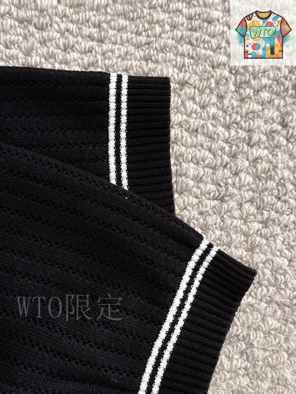 モンクレール MARCEL MONCLER Marcelettes Faux Shearling-Trimmed Quilted Shell