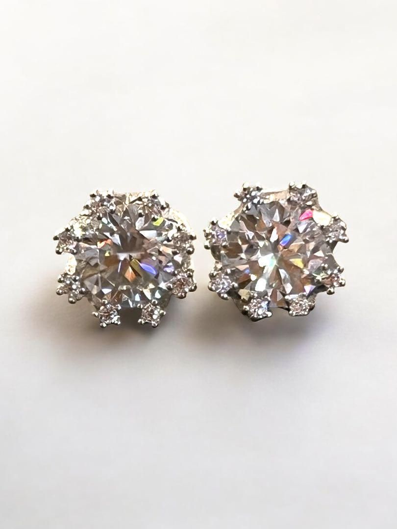 モアサナイト ピアス 人工ダイヤ 輝き 最高級 S925 フラワー 両