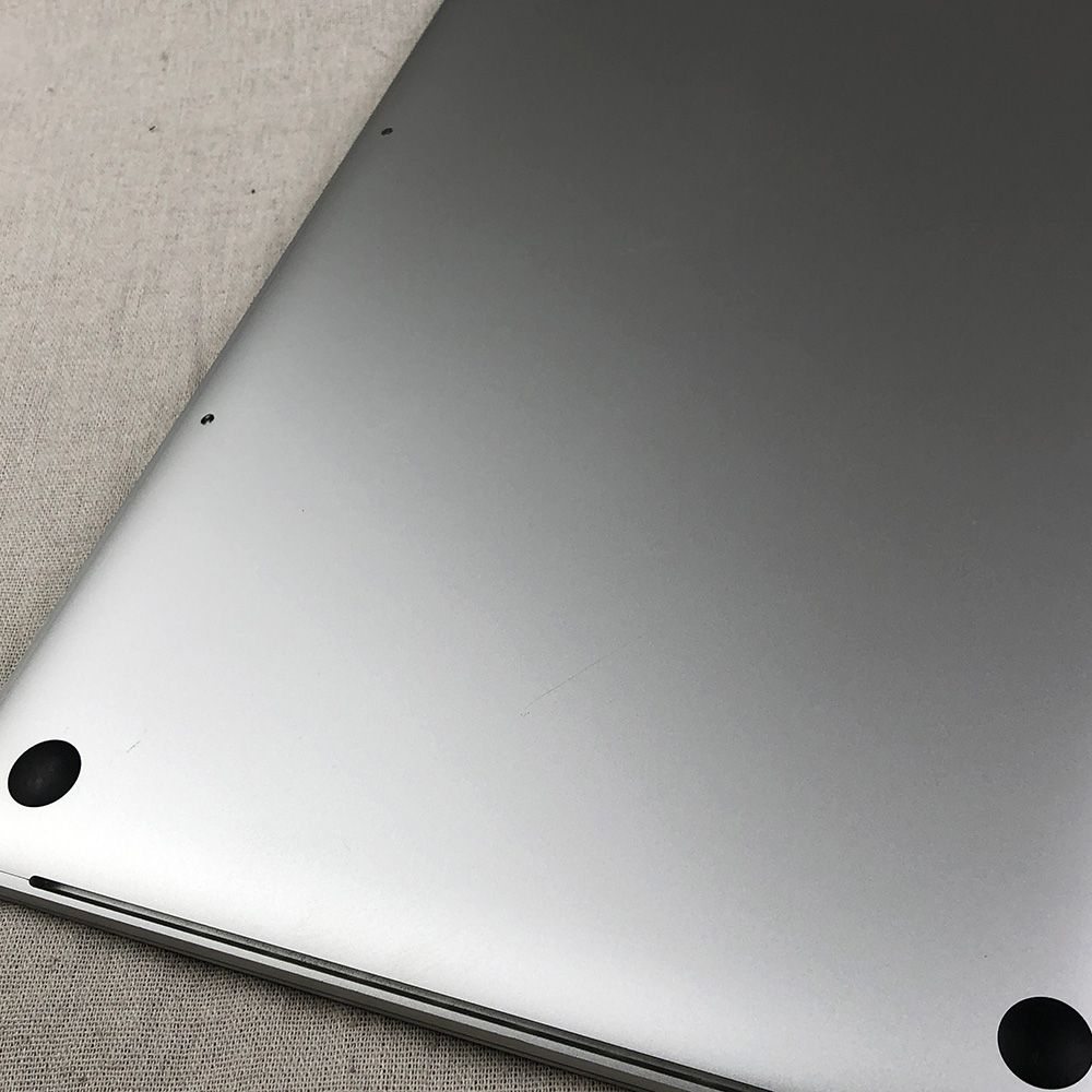 Apple - ◆ジャンク品・本体のみ◆Apple MacBook Pro (15インチ 2018)【Radeon Pro 560X・i7・32GB・512GB】★バッテリー異常 他　A1990 EMC3215/LT-JUNK-250830（329568） ◇ジャンク品・本体のみ◇Apple MacBook Pro (15インチ 2018
