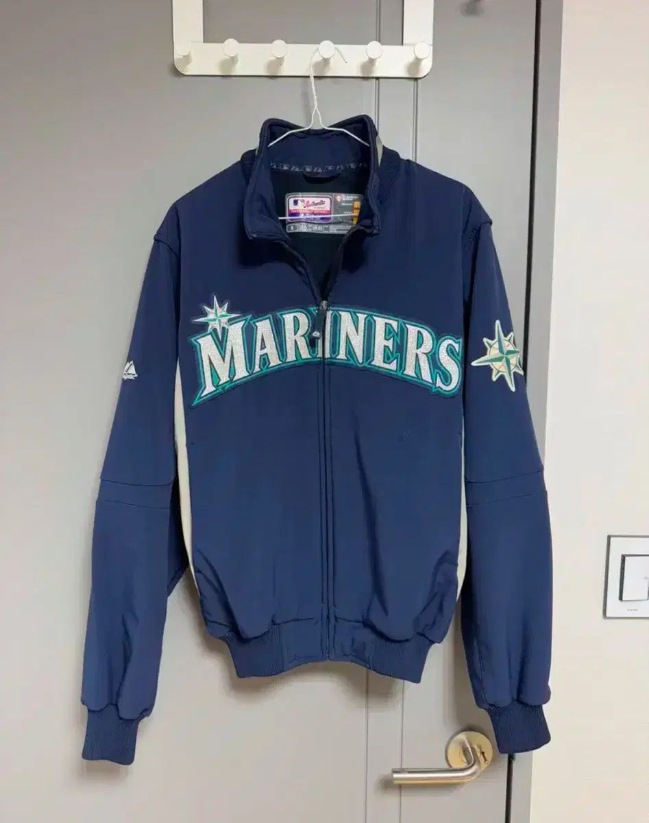 MLB シアトル 船員 100 Majestic マジェスティック ダグアウト ウォームアップ ジャケット