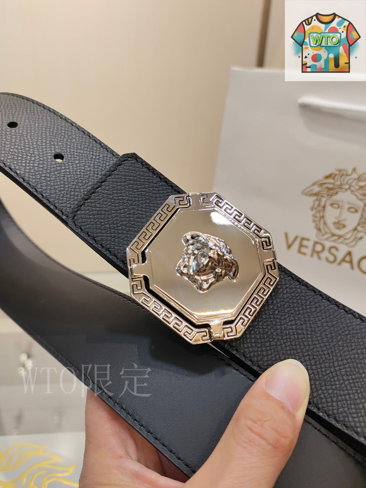 ✨良品✨VERSACE ヴェルサーチ メデューサ レザー ベルト レディース VERSACE ヴェルサーチメデューサ 黒本革レザーベルトレディース