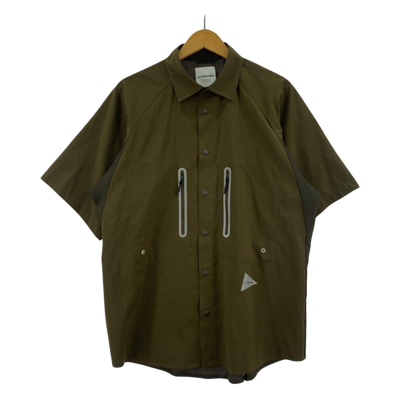 and wander men's tech short sleeve shirt 半袖シャツ カーキ SIZE 4 