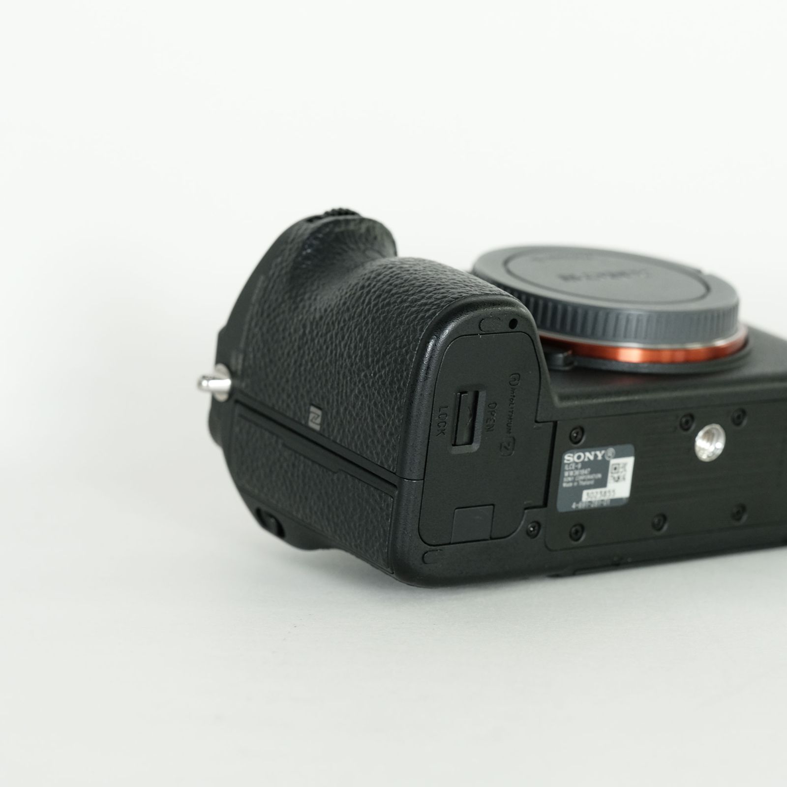 α9
