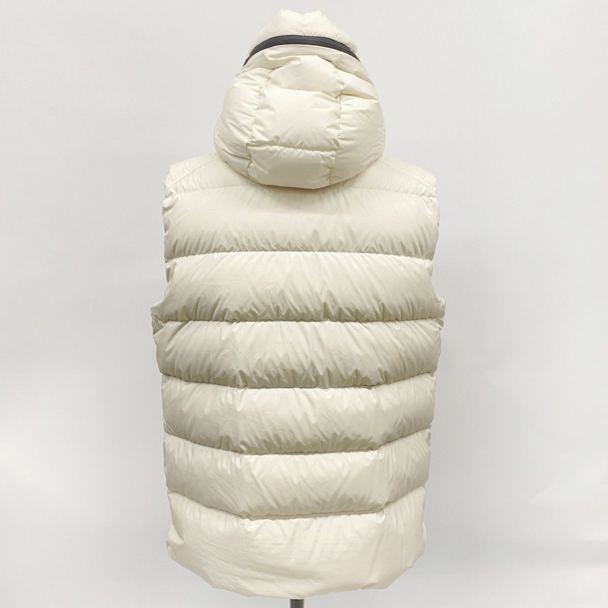 5apm0020 モンクレール ダウンベスト 4 ホワイト ポリエステル ダウン フェザー I20911A00181 54A81 メンズ
