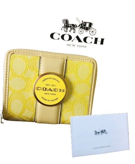 【新品・未使用】COACH コンパクトファスナー財布 C8323