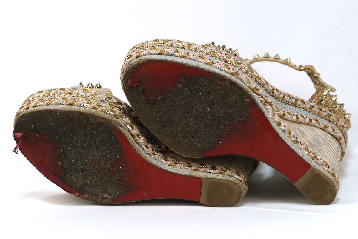 美品 クリスチャンルブタン ウェッジソールサンダル マドモニカ スタッズ Christian Louboutin クリスチャンルブタン ヒールサンダル マドモニカ