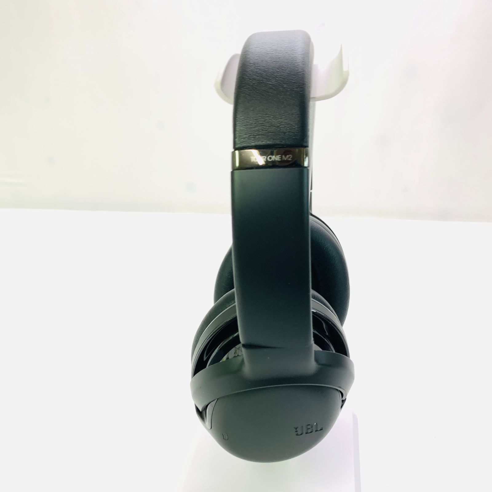 オーバーイヤーヘッドホン ツワーワンエムツー