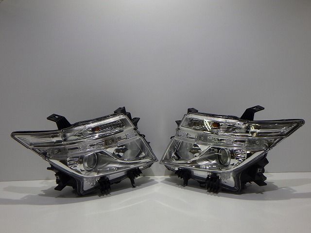 エルグランド ストア ヘッドライト 左右 HID E52 PNE52 100-23009 S2