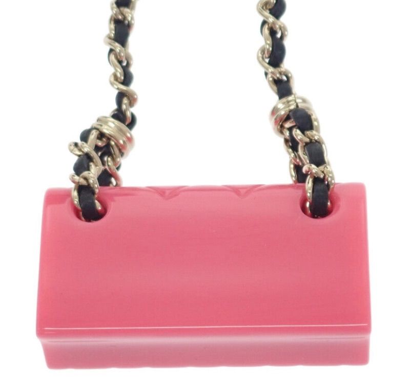CHANEL マトラッセチェーンバッグ