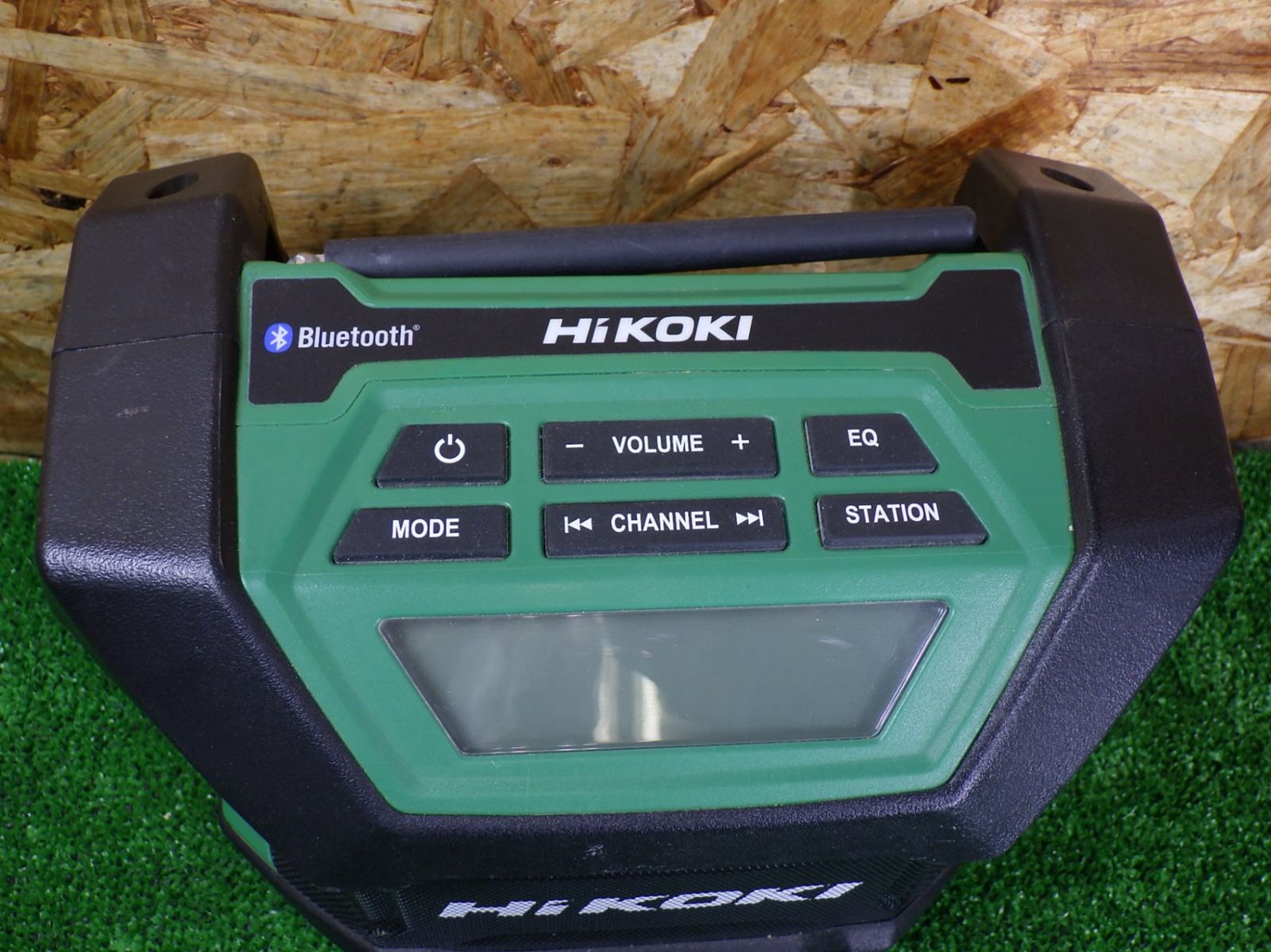 現場を楽しく ハイコーキ 14.4V 18V共用 コードレスラジオ Bluetooth機能搭載 UR18DA 充電式 HiKOKI 品