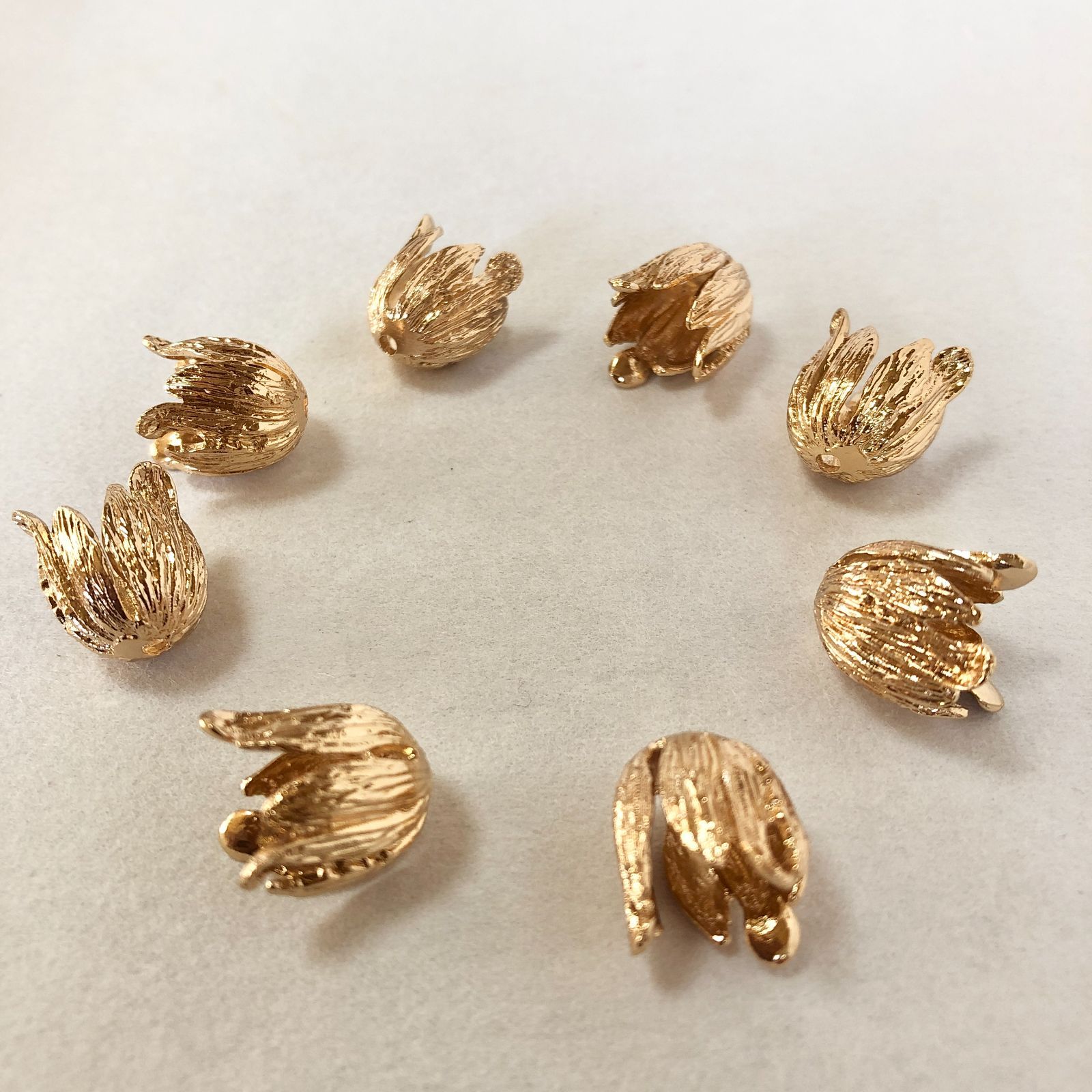 【16個　ビーズキャップ　タッセルキャップ　すずらん　チューリップ　ハンドメイド_024_2】