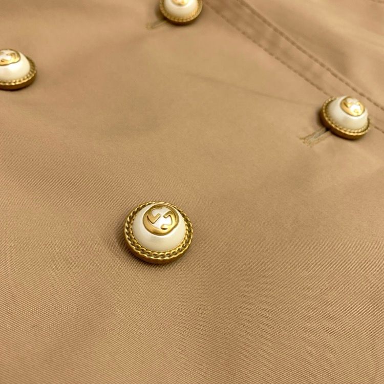 【美品】GUCCI グッチ　コート イタリア製 パールボタン　サイズ6 付属品有 GUCCI グッチ コート イタリア製 パールボタン サイズ6 付属品有