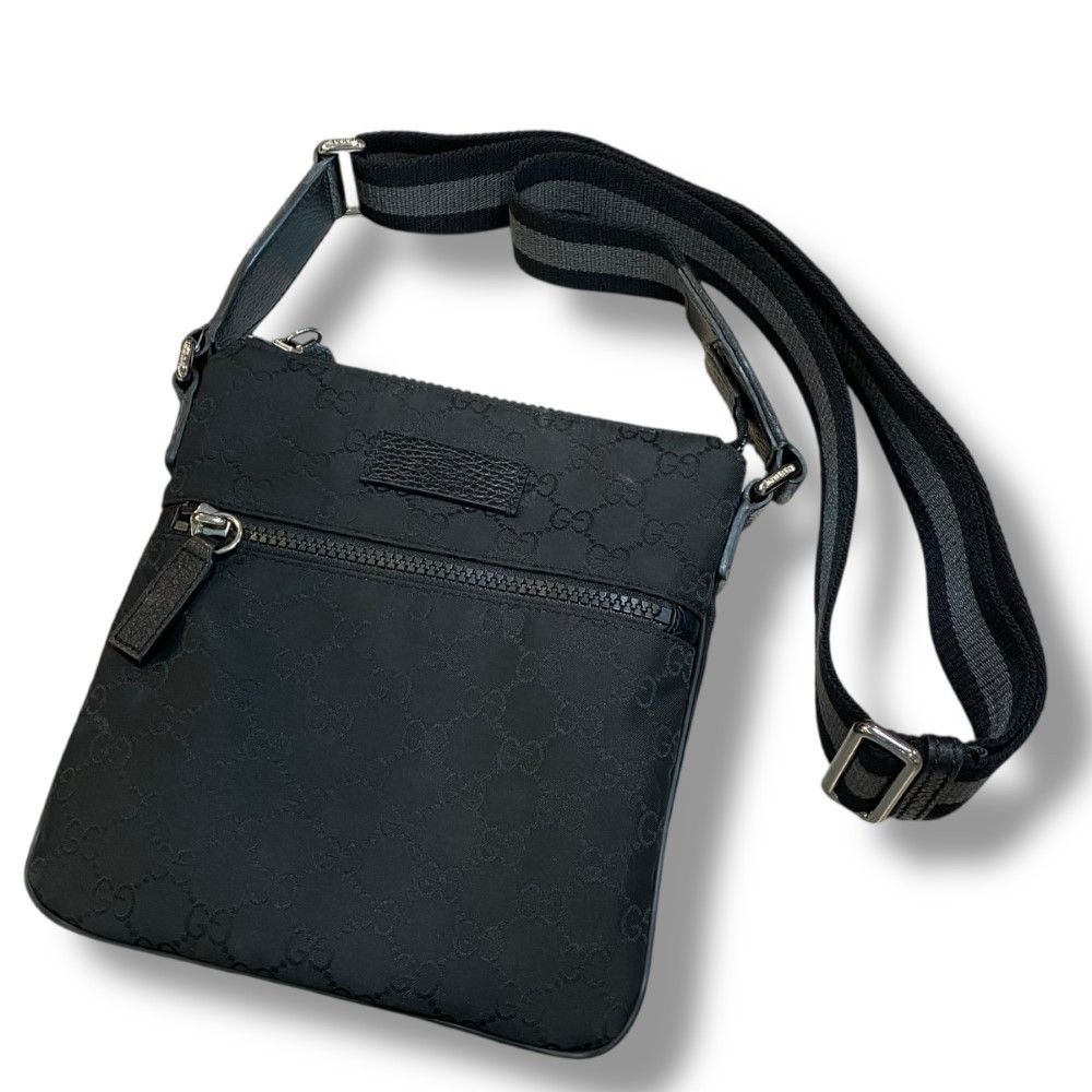 美品　GUCCI モノグラムGG ナイロン ショルダーバッグ ブラック GUCCI GG 総柄 ナイロン ショルダーバッグ F ブラック 449183 520981