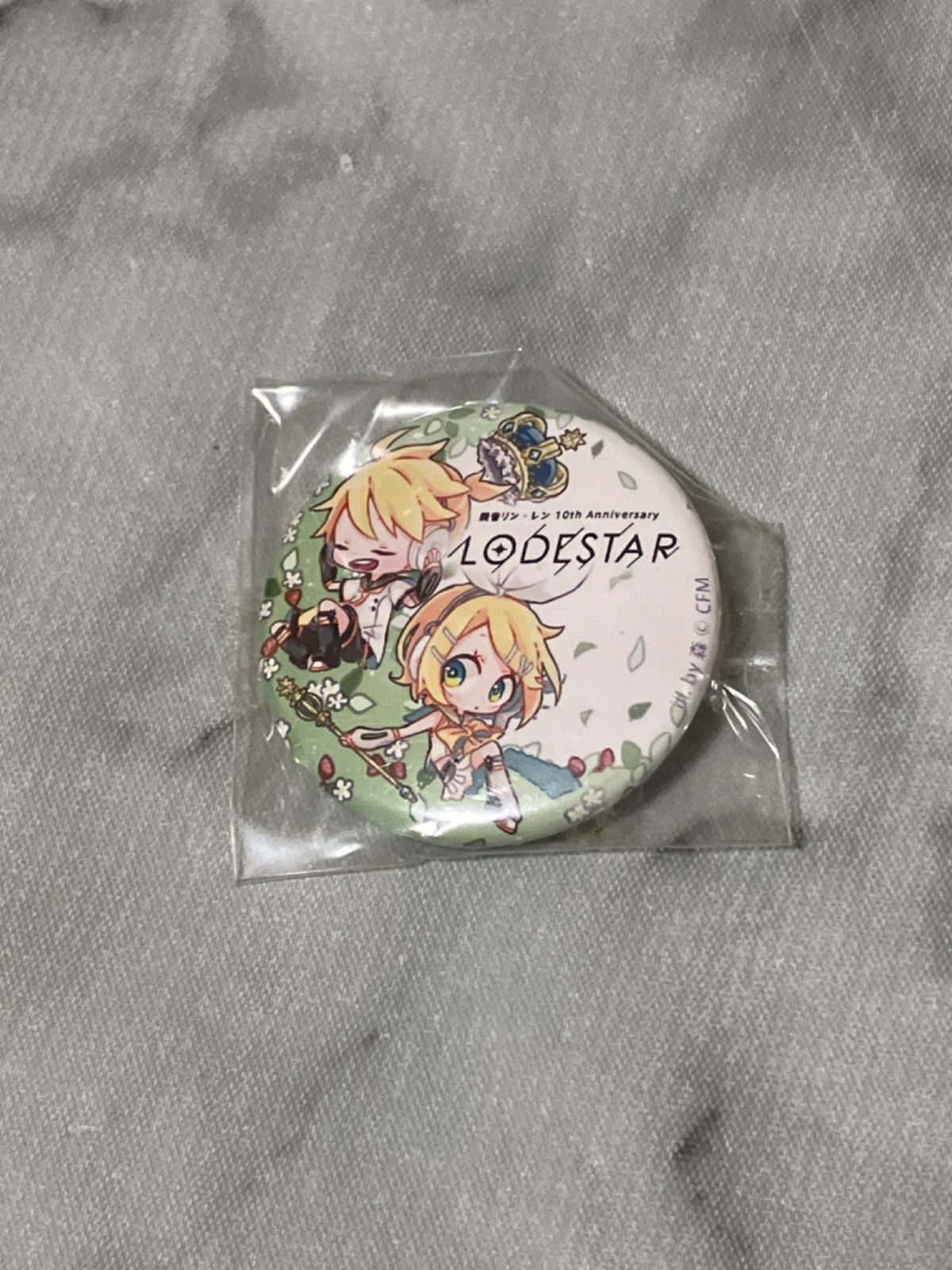 激レア】鏡音リン 鏡音レン 缶バッジ ピスケ 10th anniversary