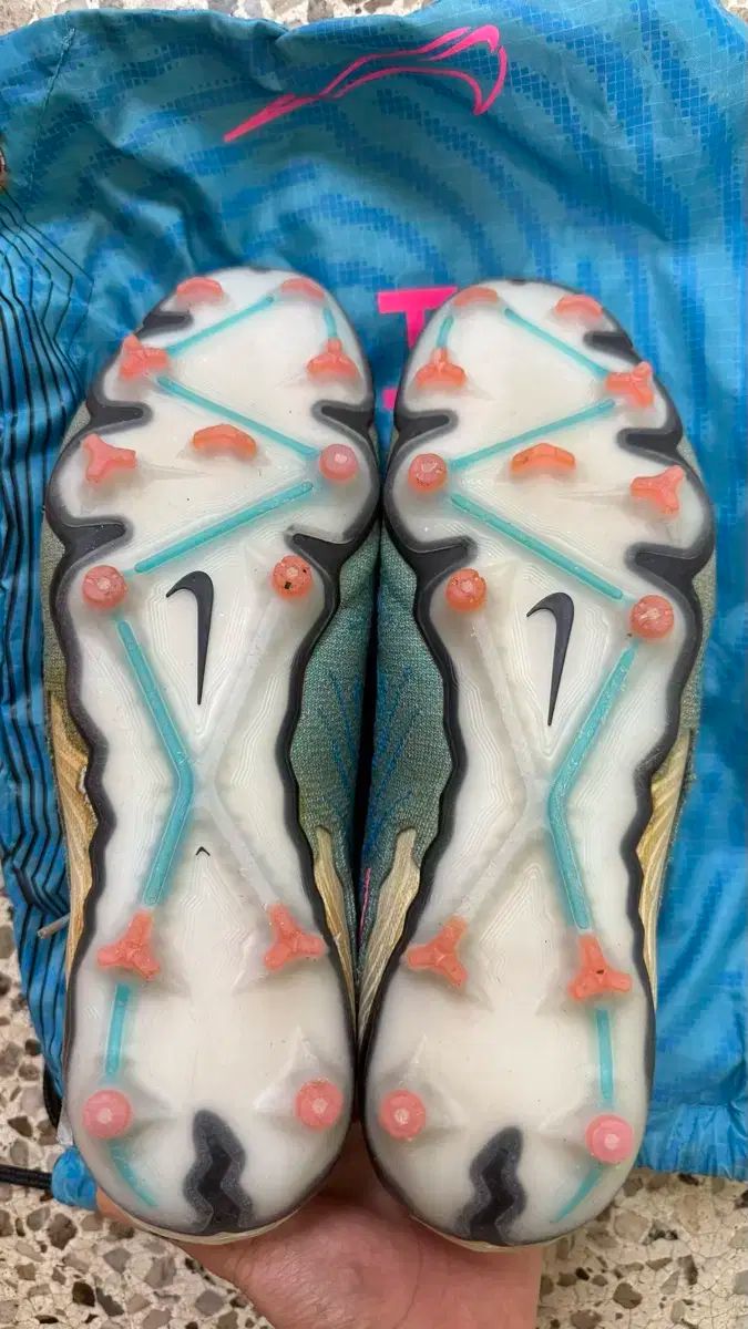 ALEXANDER McQUEEN トゥーフェイス スカルリング レア ALEXANDER McQUEEN トゥーフェイス スカルリング レア