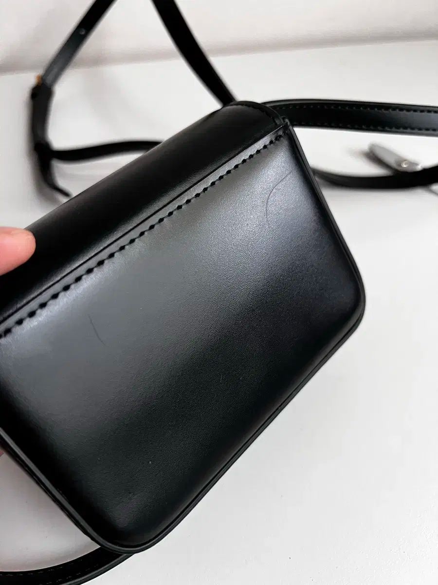 ブラック ミニバック