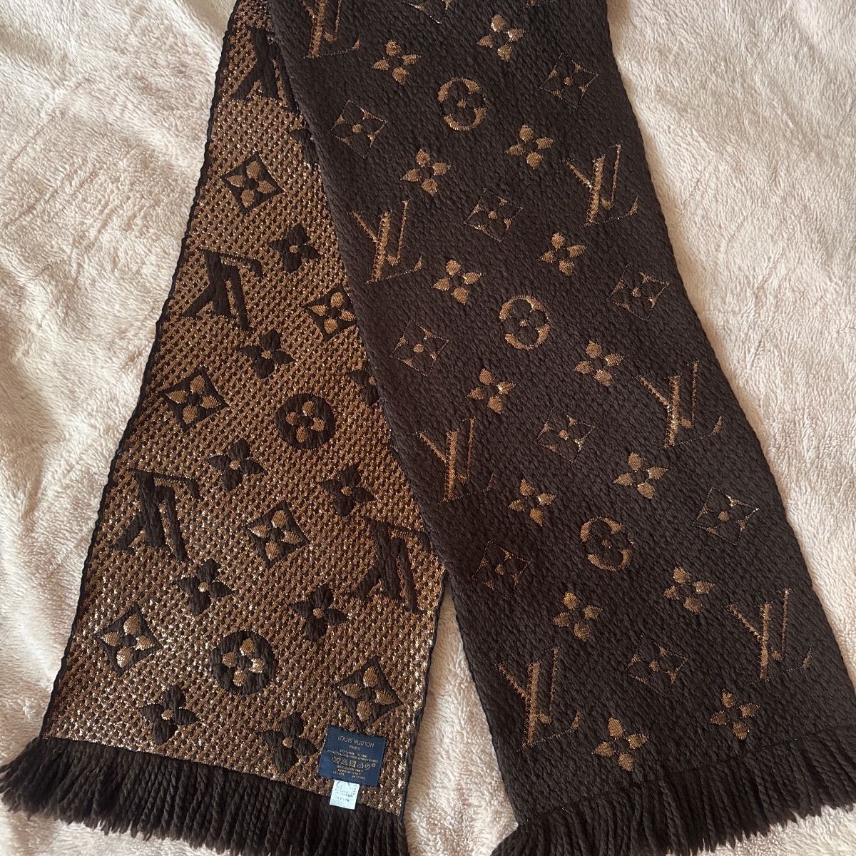 ルイヴィトン エシャルプ ロゴマニア マフラー シャイン マロン
