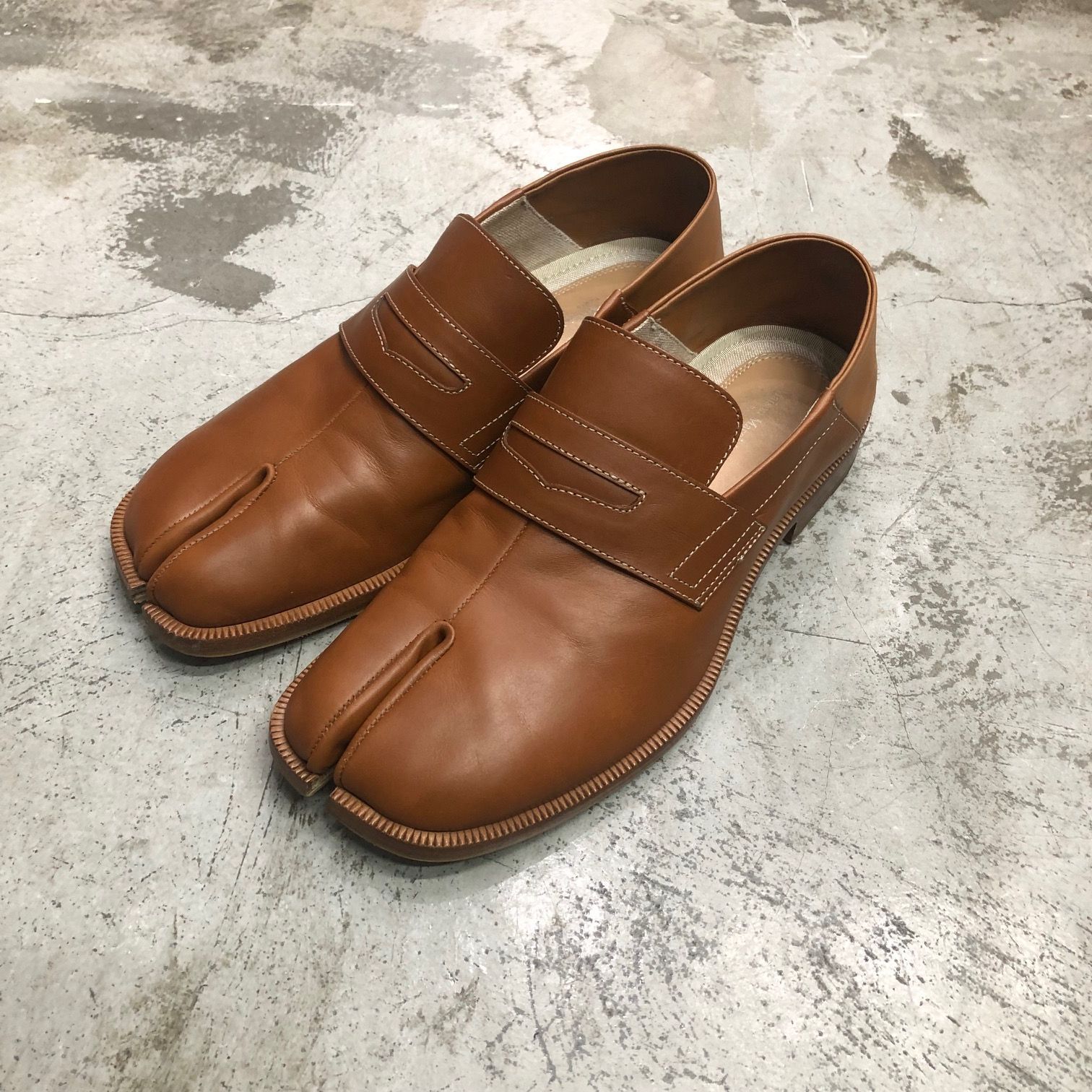 Maison Margiela Tan Tabi Loafers S57WR0132 足袋 レザー ローファー 短靴 メゾンマルジェラ 40  76329A1 - メルカリ